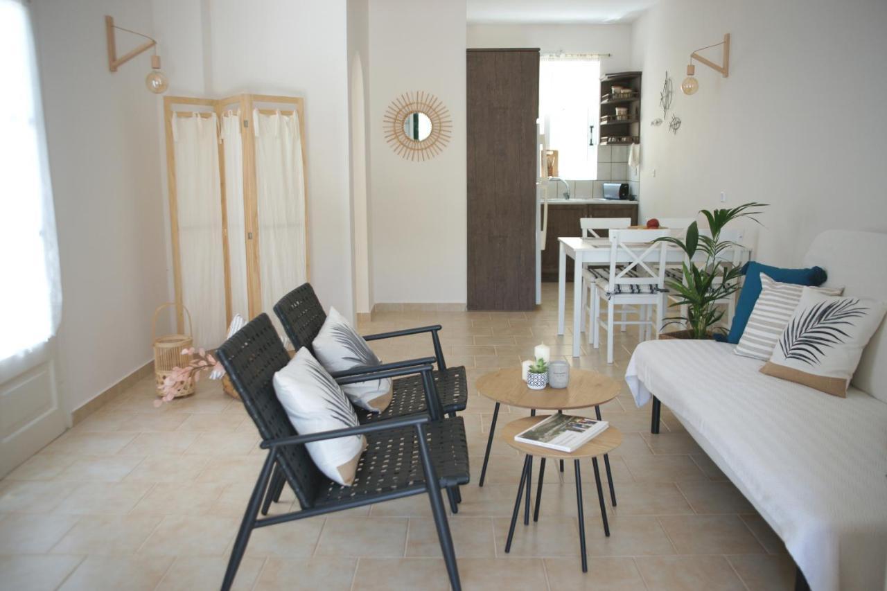Fereniki's Place Appartement